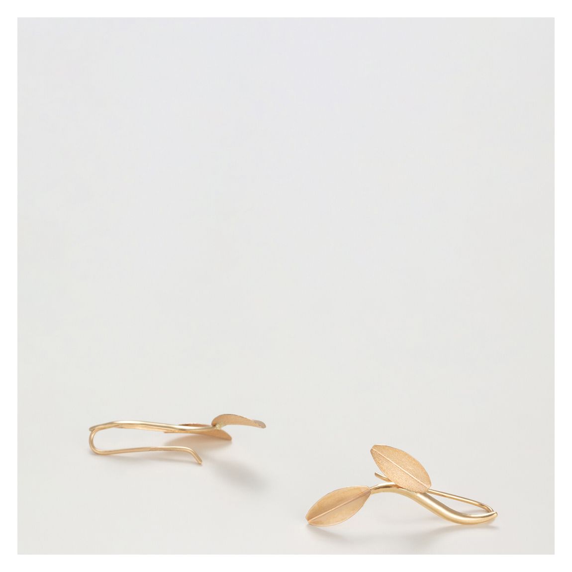 Yellow Gold Satin Leaves Earrings main product photo
