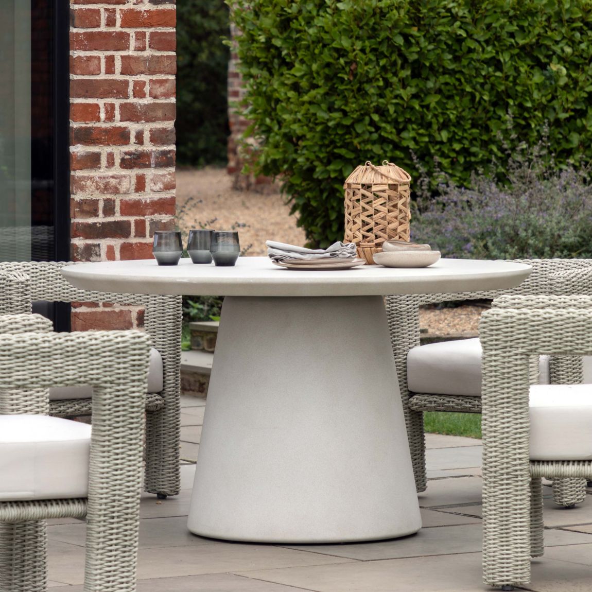 Holland Dining Table main product photo