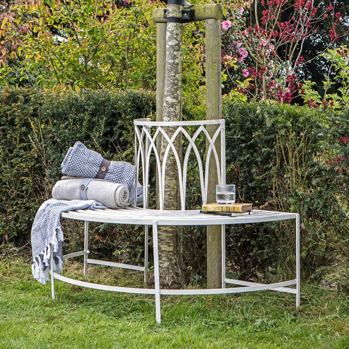 Zedo Outdoor Tree Bench Seat Gatehouse main product photo