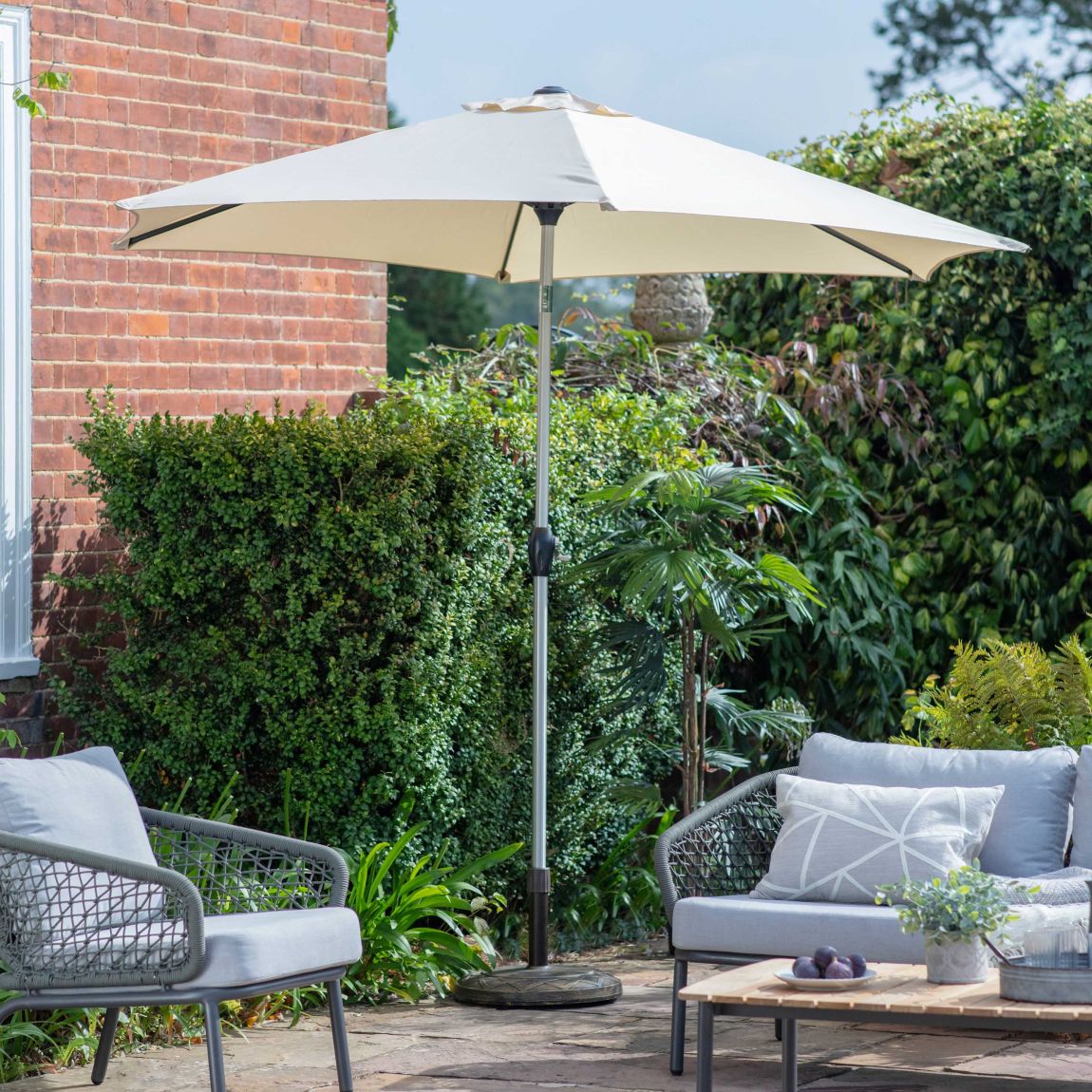 Vacaville 2.7m Parasol Cream main product photo
