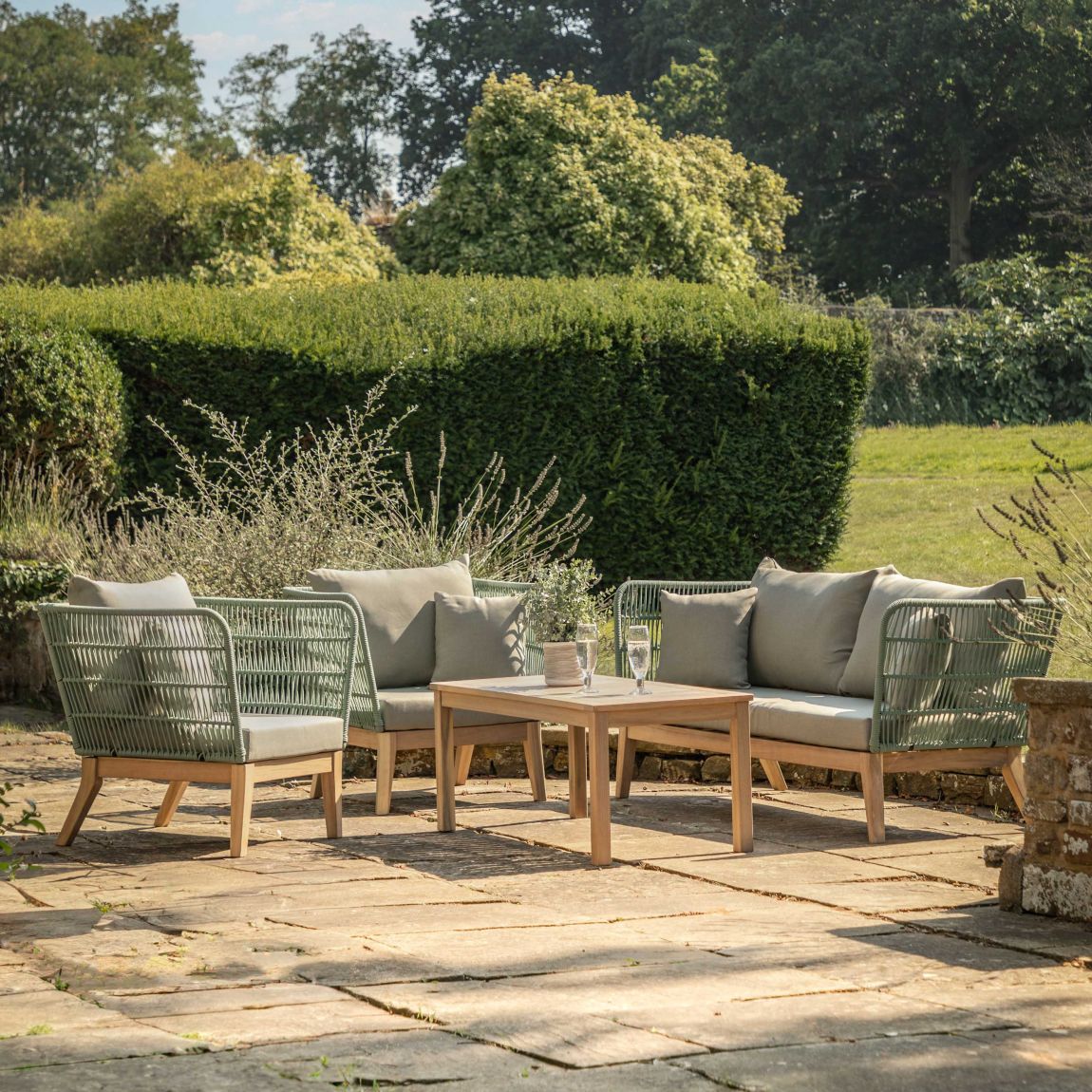 Bessie Lounge Set Green main product photo