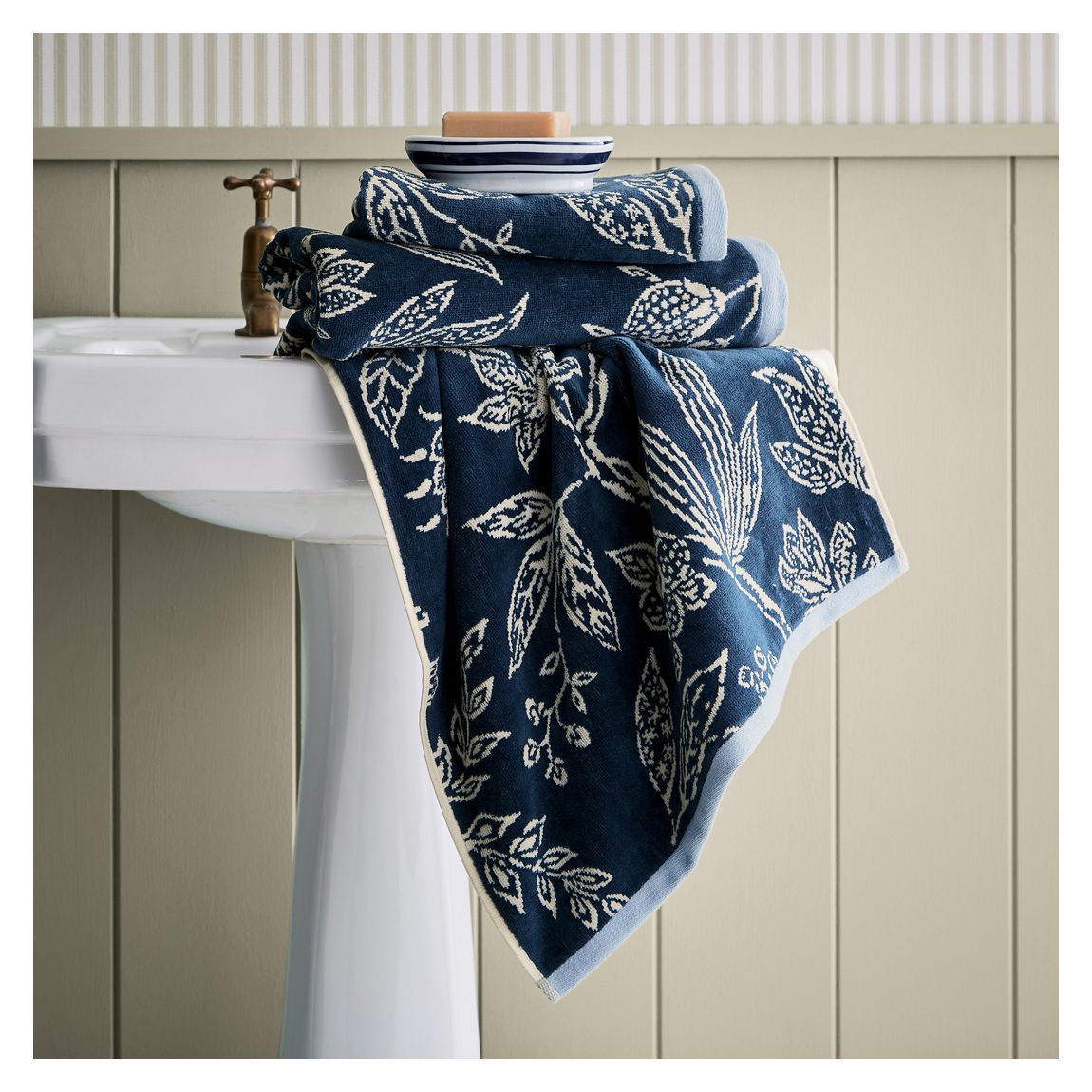 Solaine Hand Towel, Blue main product photo