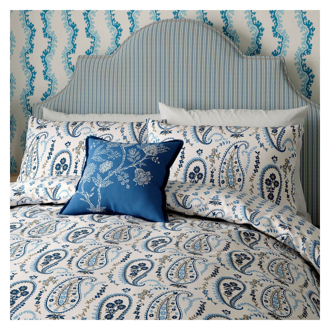 Jamelia Cushion 45x45cm, Blue main product photo