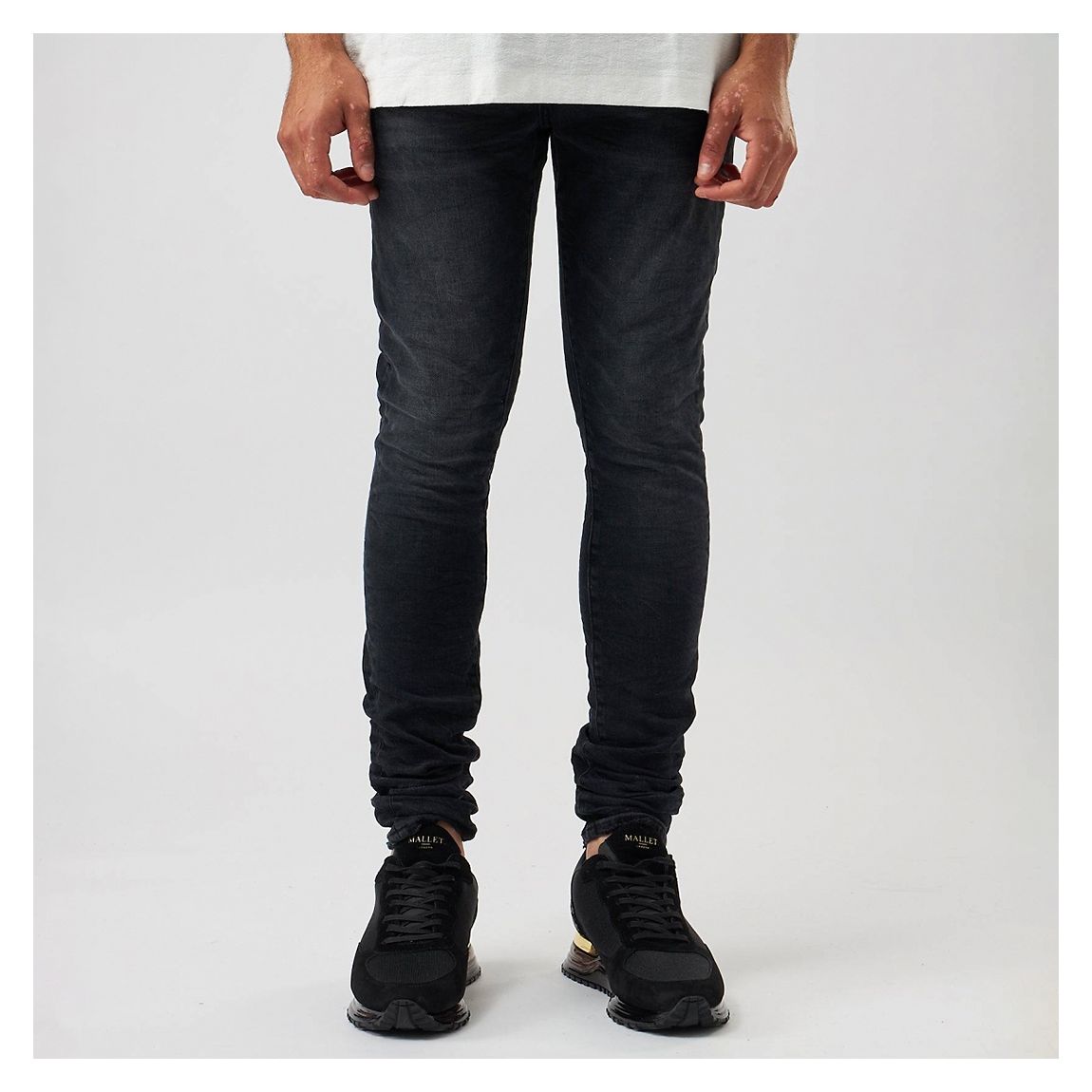 Black Core Jeans main product photo