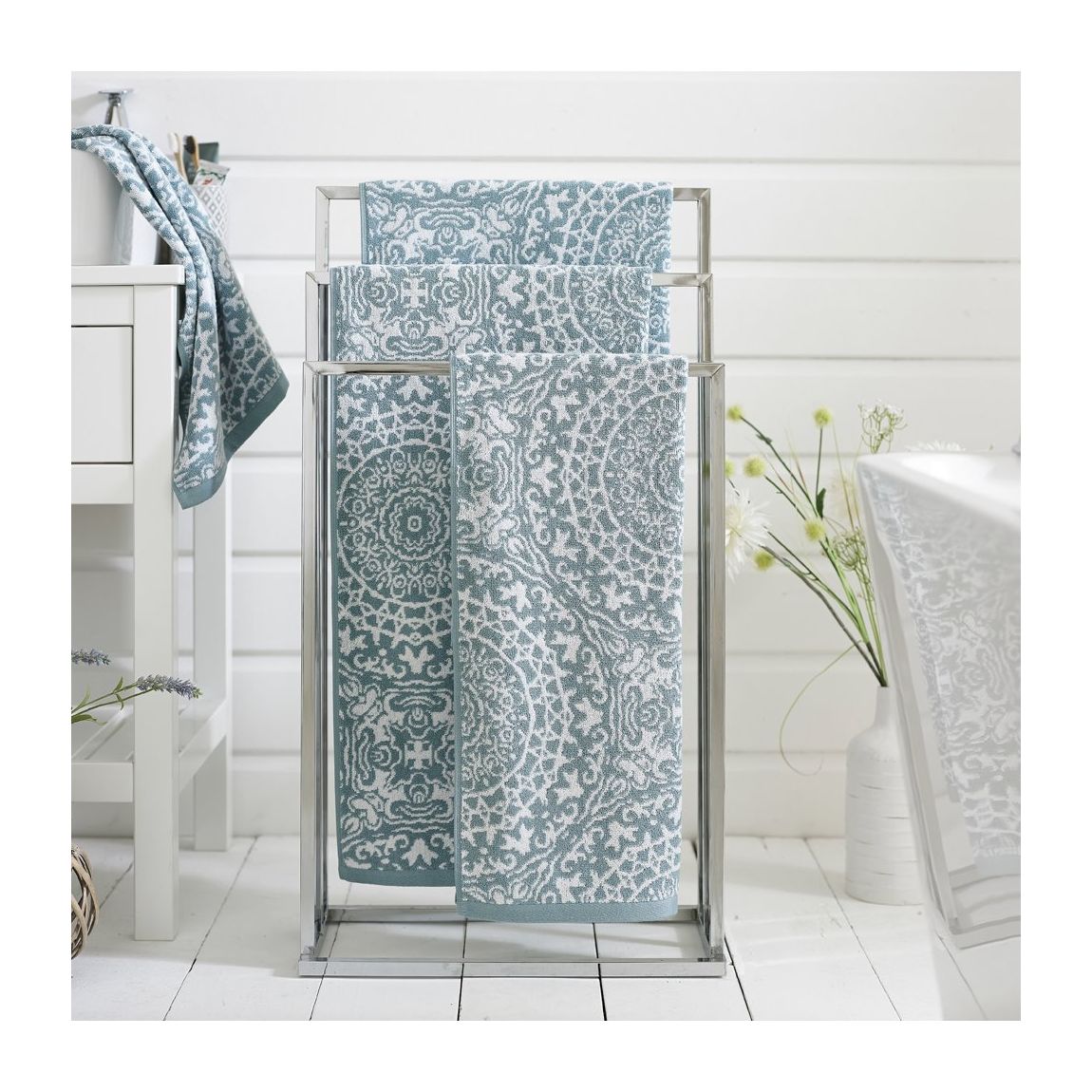 Lacy Connection Extrasoft 100% Cotton Hand Towels Luxury Highly Absorbent Blue main product photo