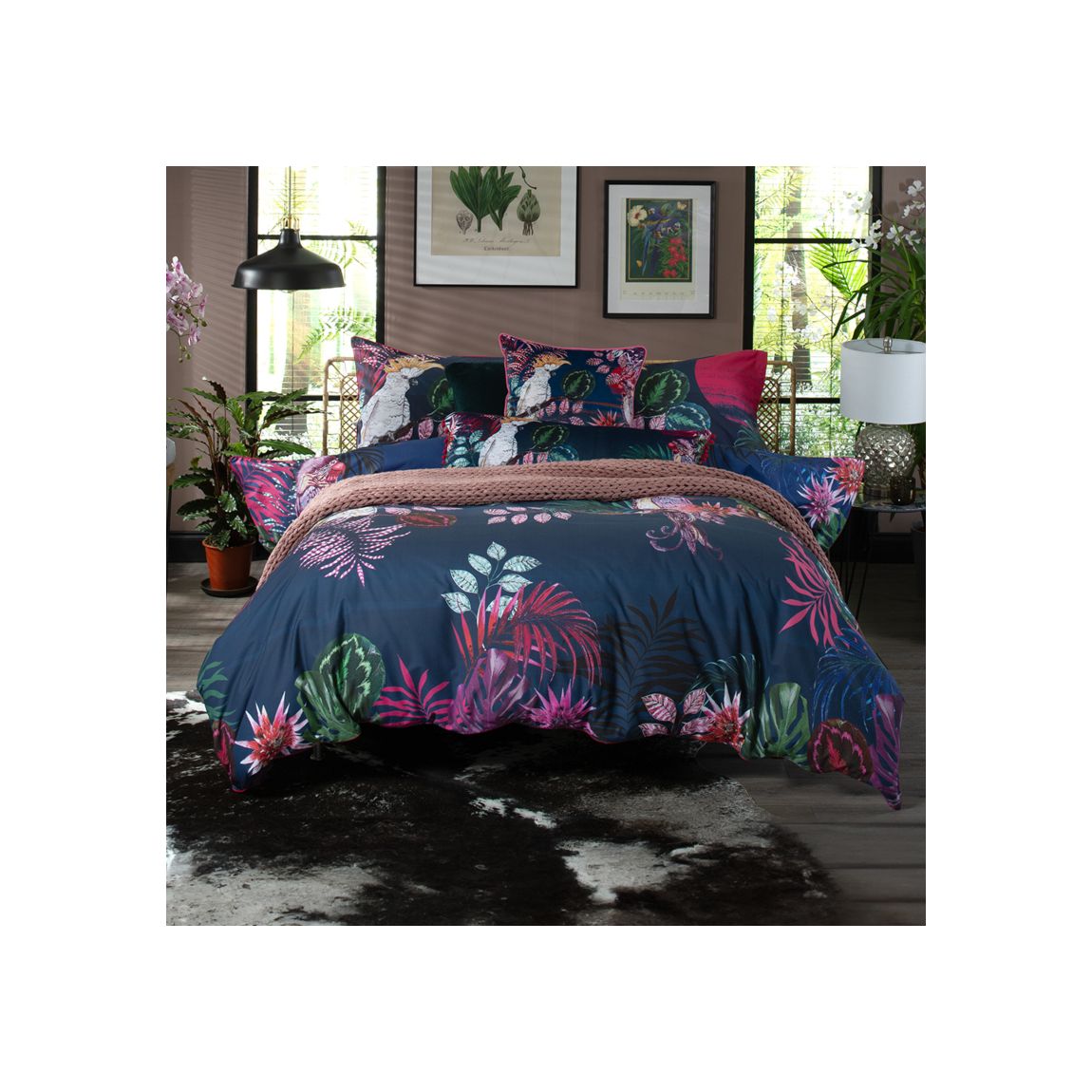 The Parrot and the Cockatoo 200 Thread Count 100% Cotton Duvet Cover Set SuperKing main product photo