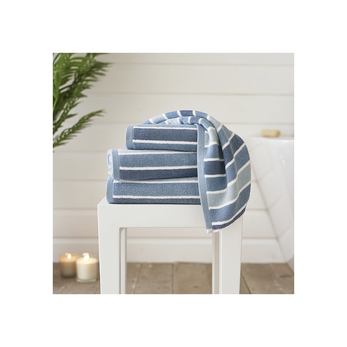 Madison Striped 550gsm Yarn Dyed Jacquard 100% Cotton Bath Sheets Blue main product photo