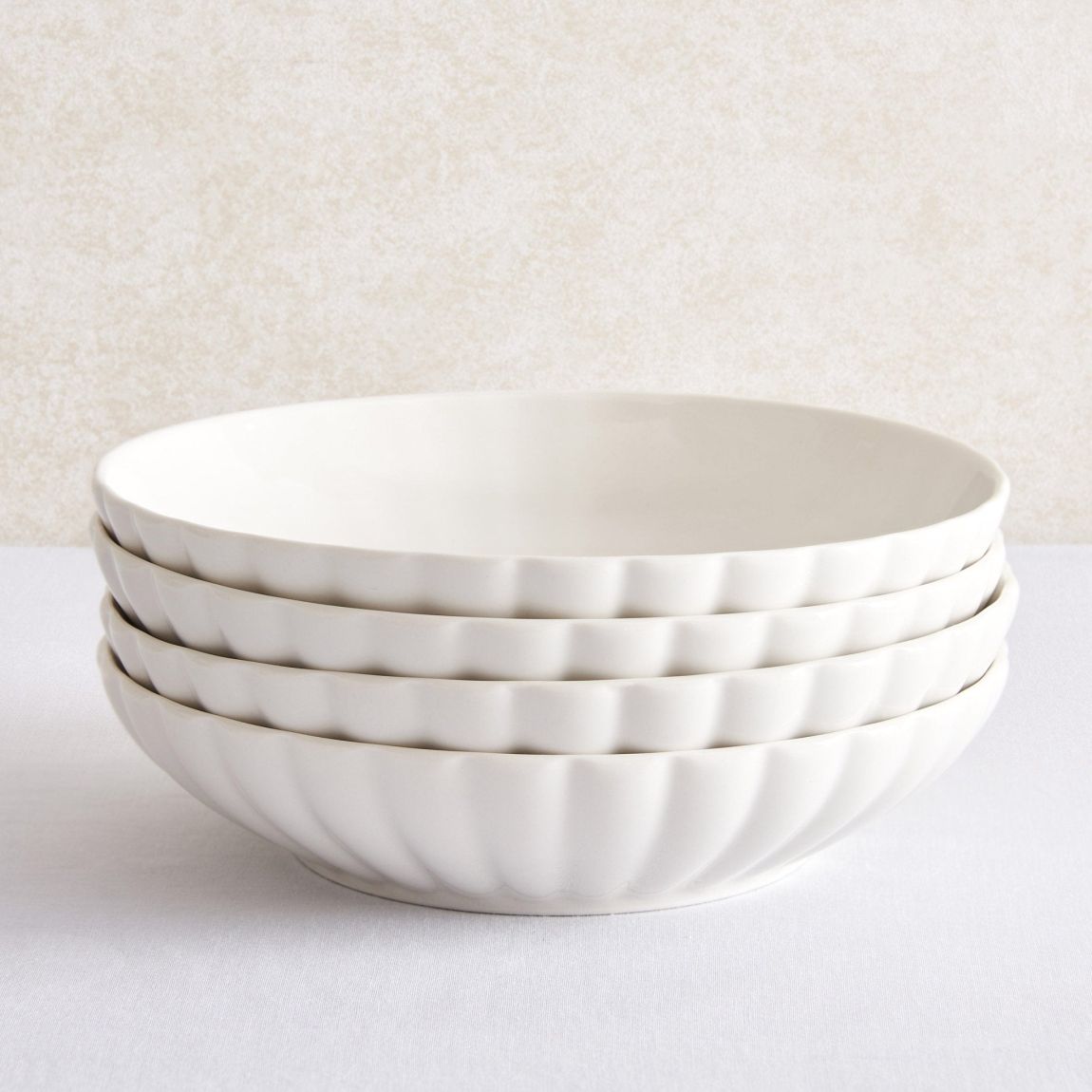 Mira Scalloped Set of 4 Pasta Bowls - Off White main product photo
