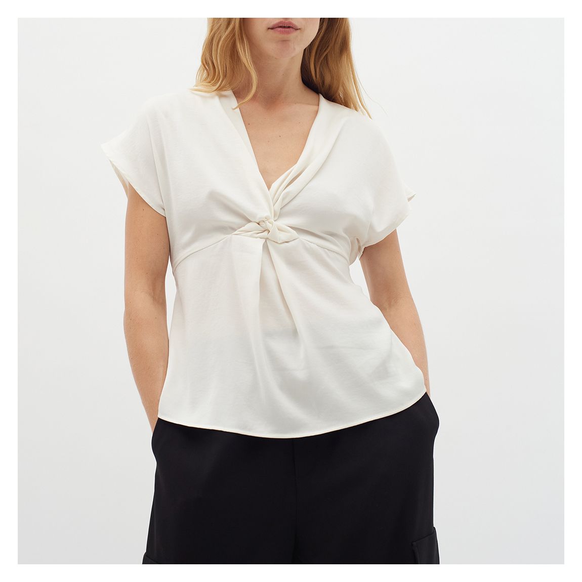 Ivory Bito Twist Top main product photo