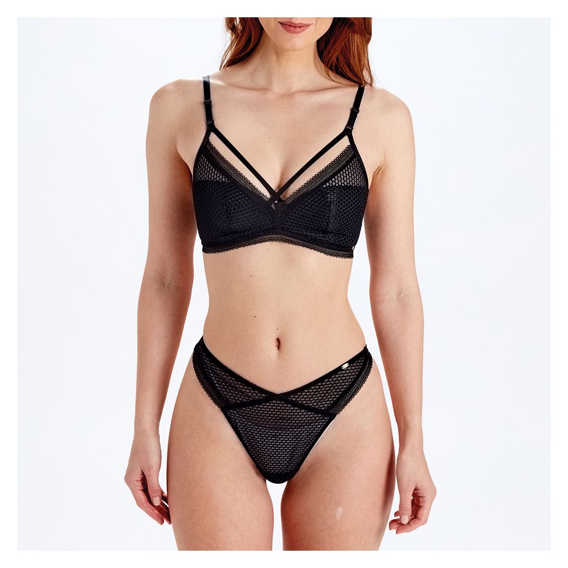 Diamond V-cut Thong main product photo