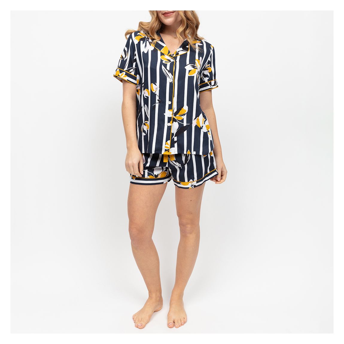 KNIGHTSBRIDGE PRINTED FLORAL STRIPE SHORT SLEEVE SHORTY SET main product photo