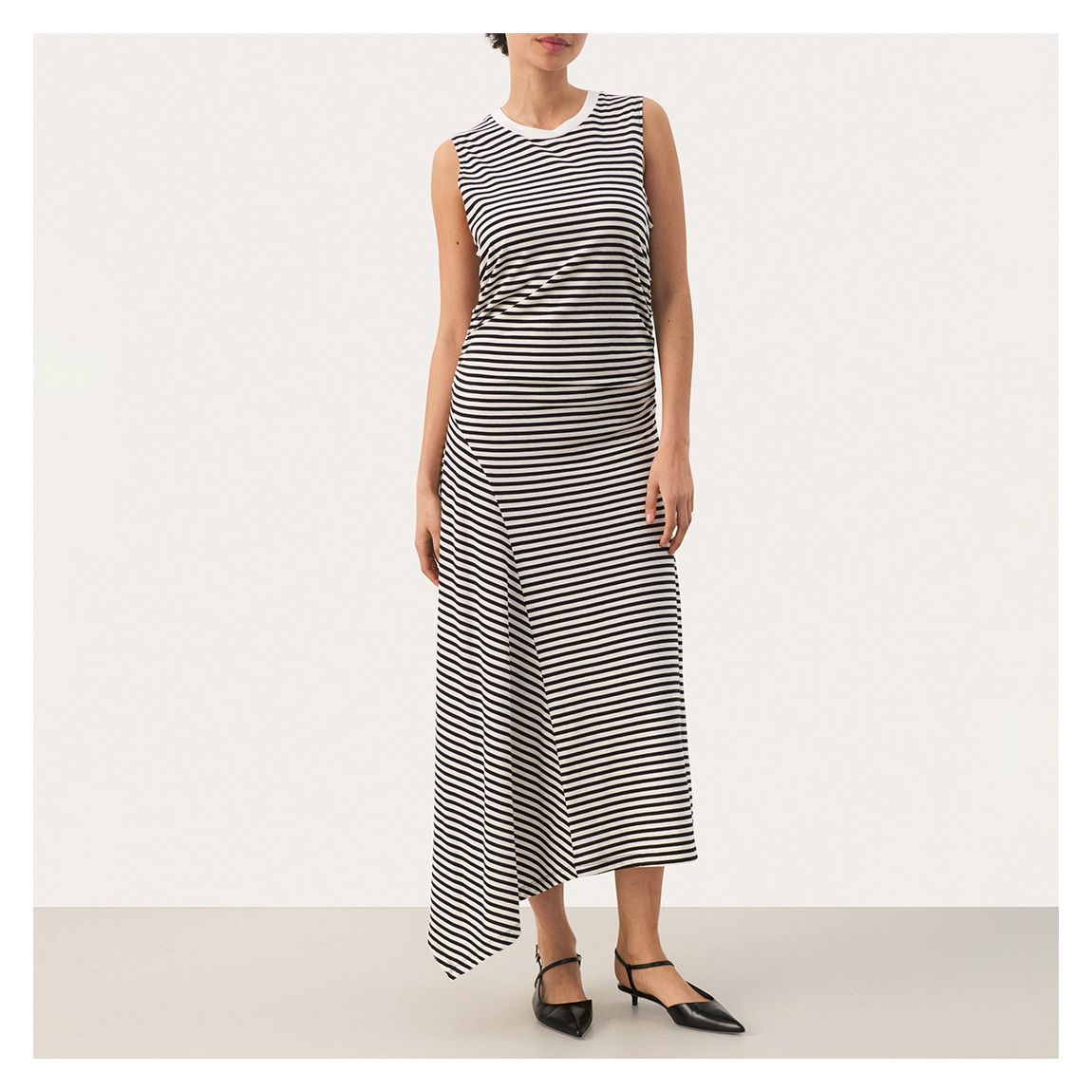 Black Printed Asymmetric Maxi Dress main product photo