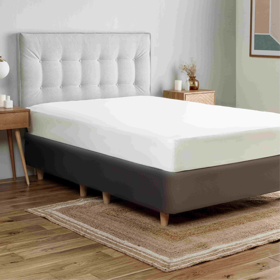 Silentnight Restore Natural Breathable Fitted Sheet - Double main product photo