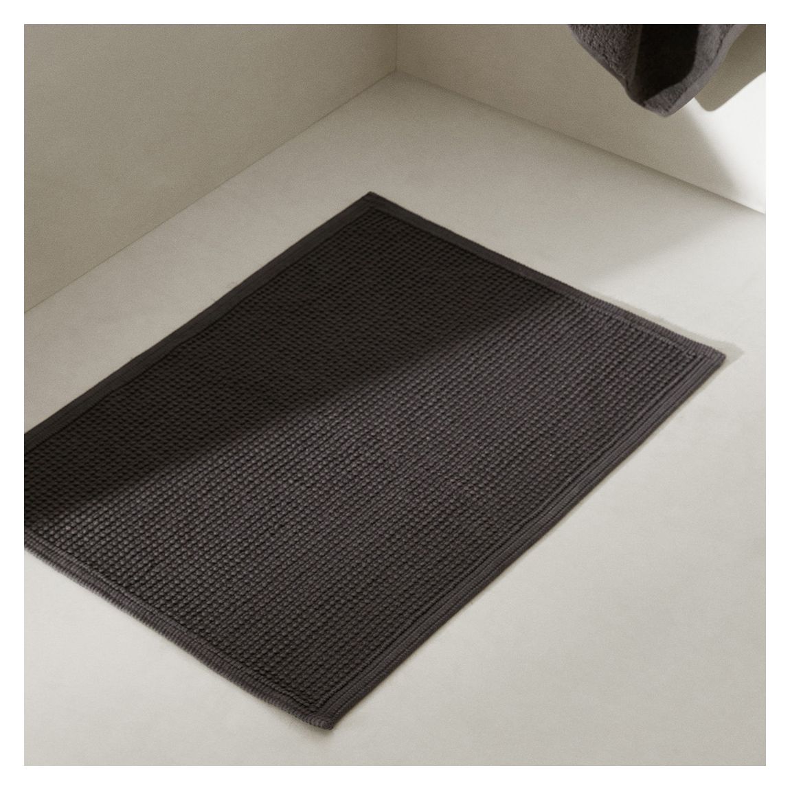 Textured 100% Cotton Rug, Charcoal main product photo
