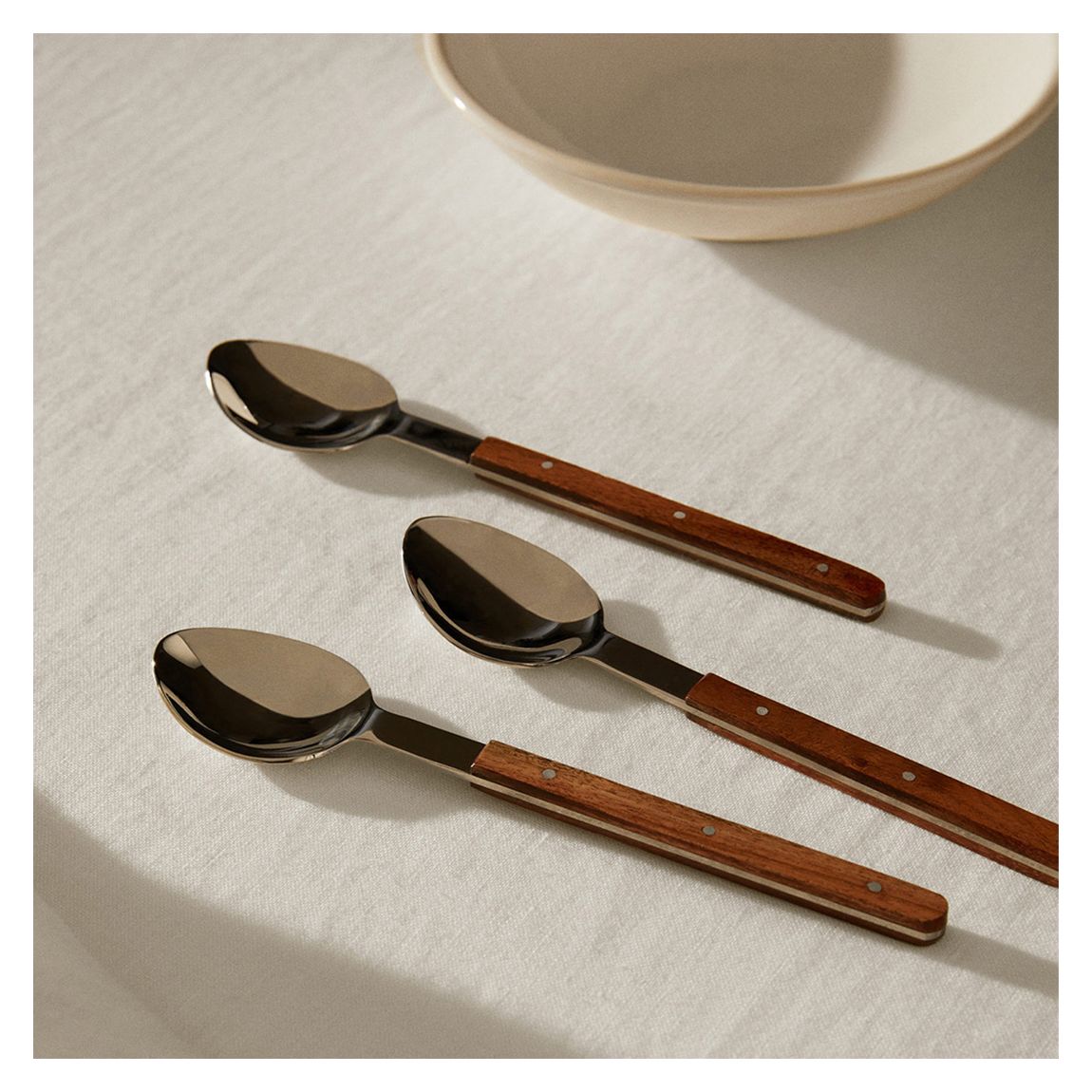 Set of 4 Wooden Handle Spoons main product photo