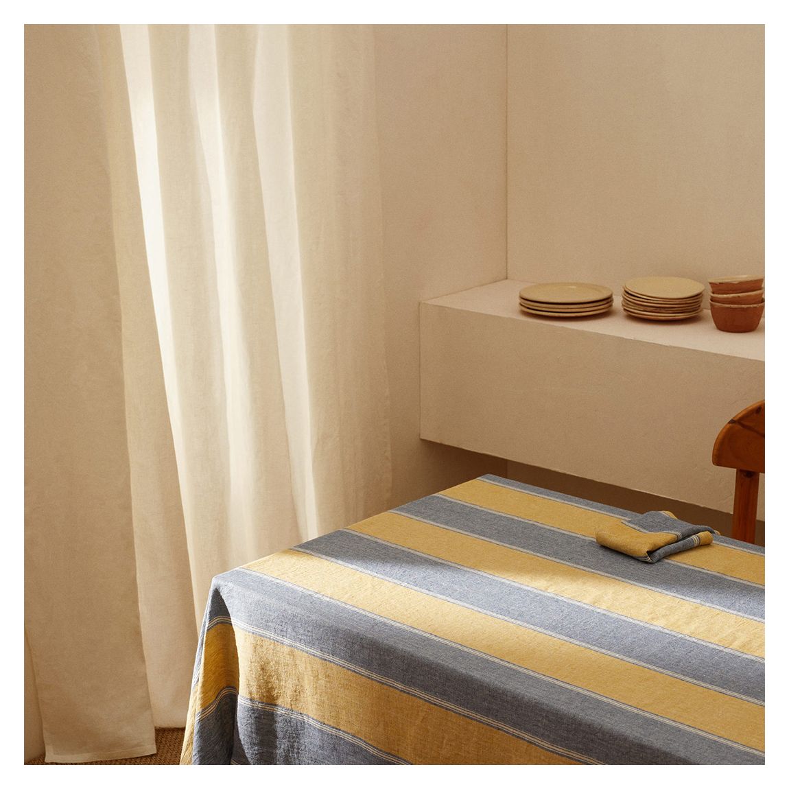 100% Linen Striped Tablecloth, 150x150cm main product photo