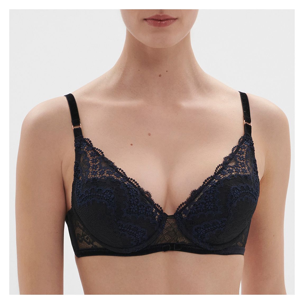 Scenario Bra Black main product photo