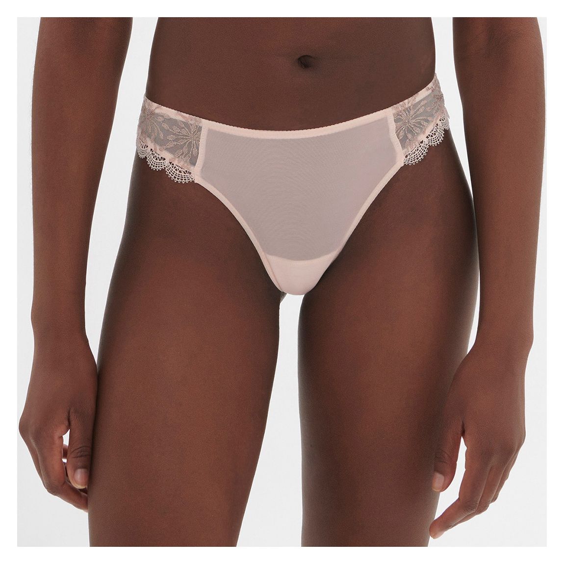 Singuliere Knickers Petal Powder main product photo