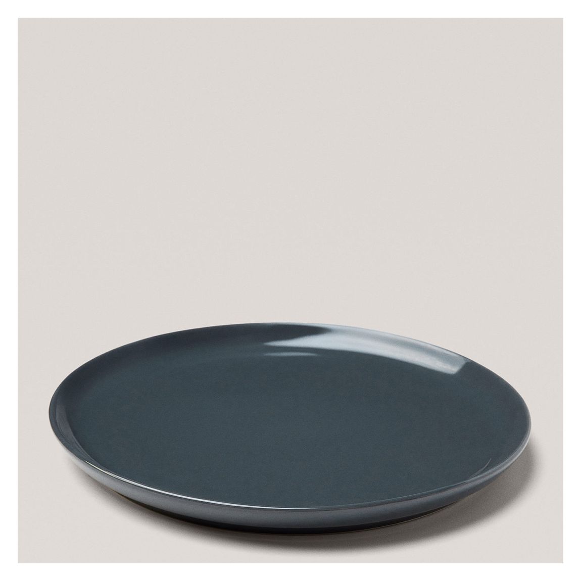 Charcoal Stoneware Dinner Plate main product photo