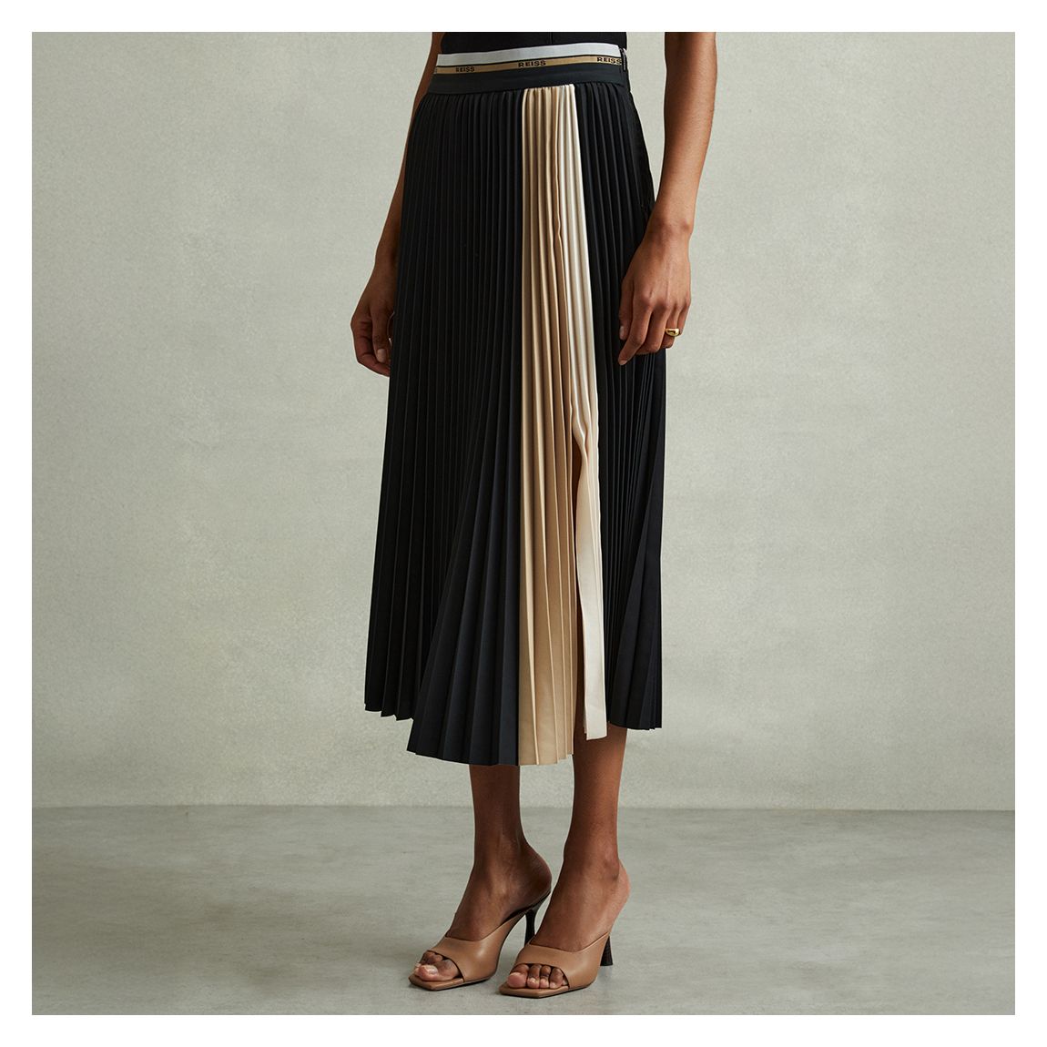 Black Iris Contrast Waistband Pleated Midi Skirt main product photo