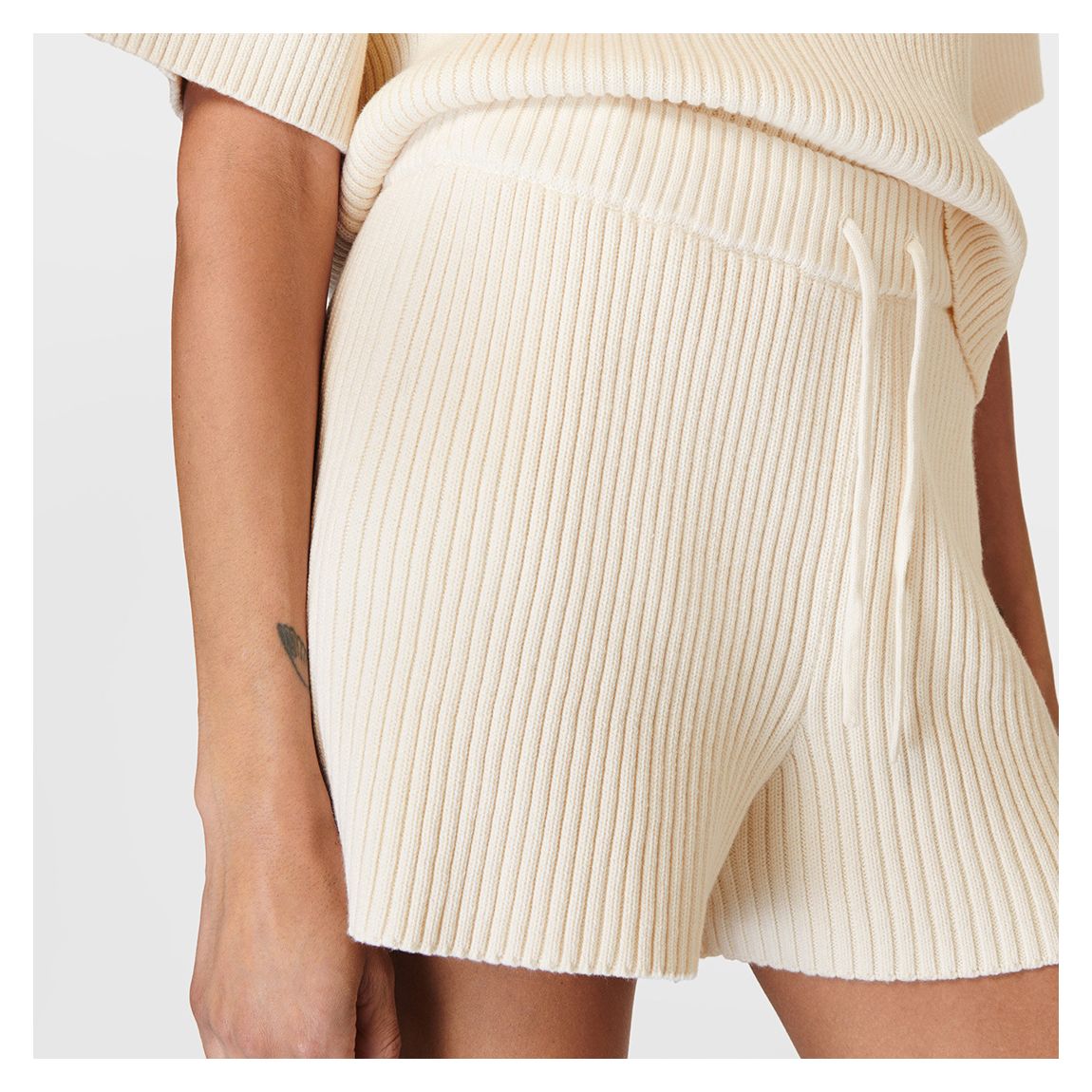 Retreat Rib Short - Studio White main product photo