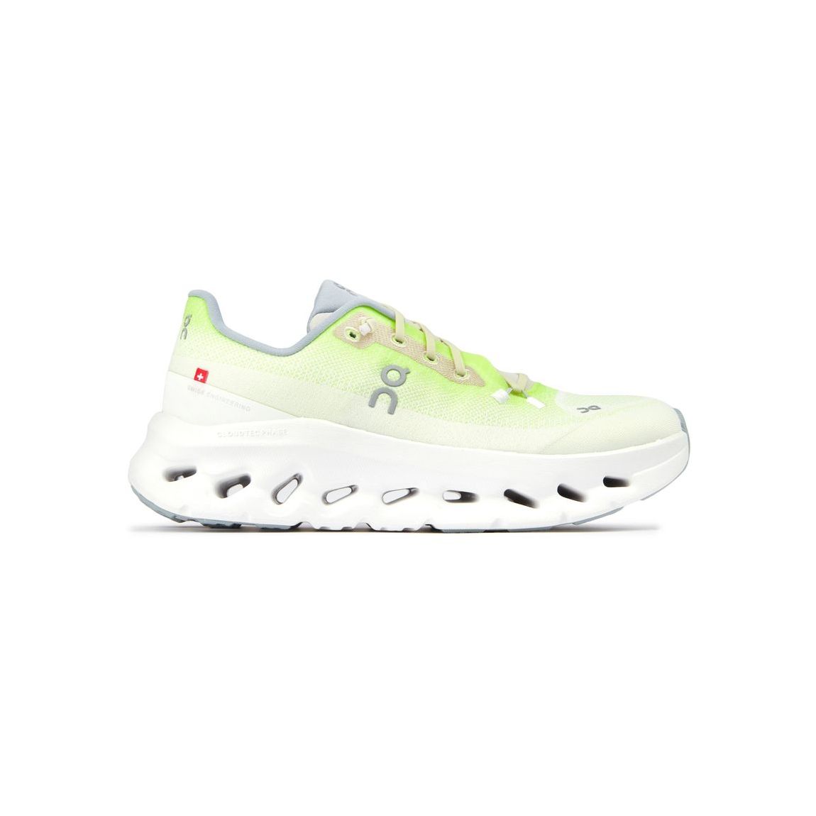 On Cloudtilt Trainers main product photo