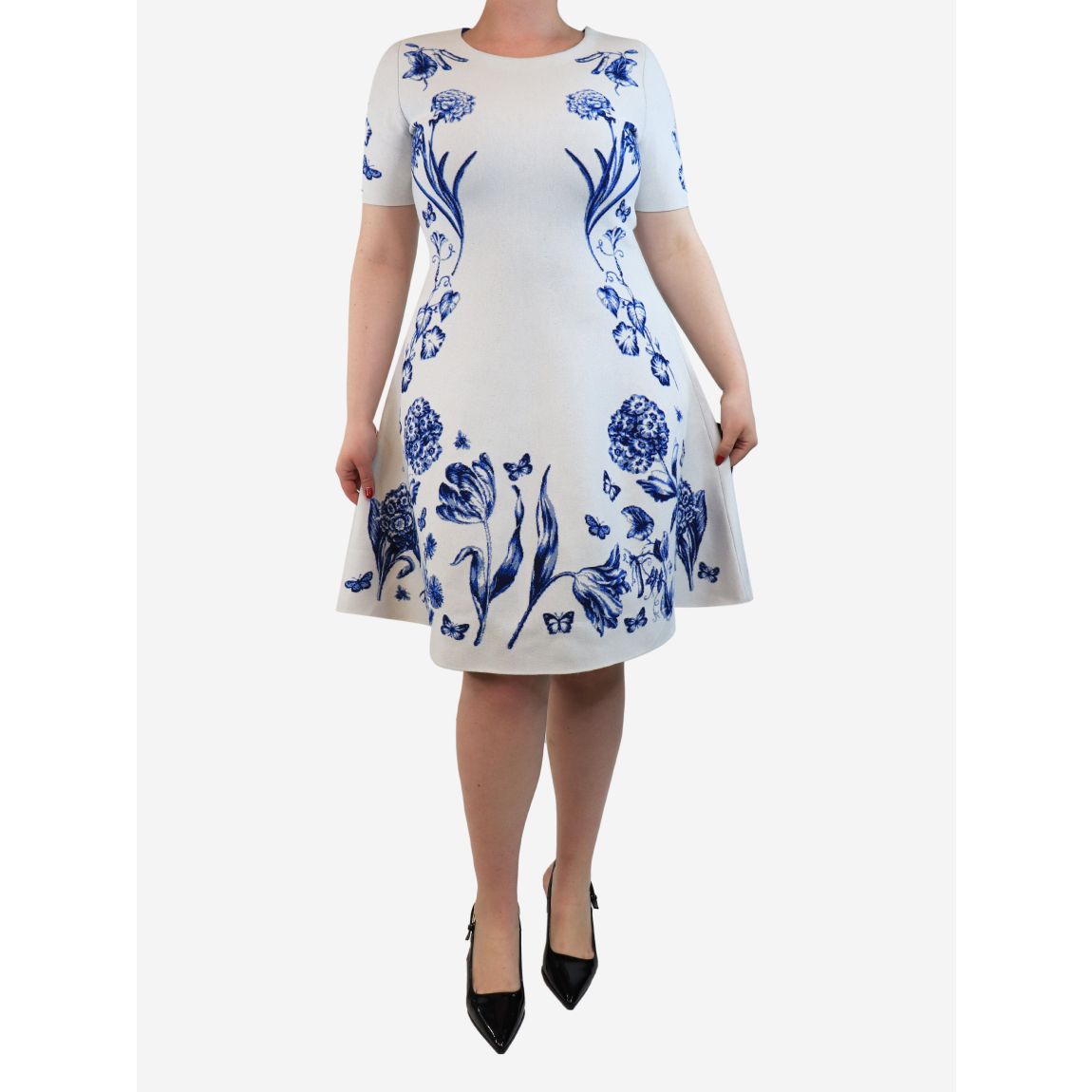 Oscar De La Renta white main product photo