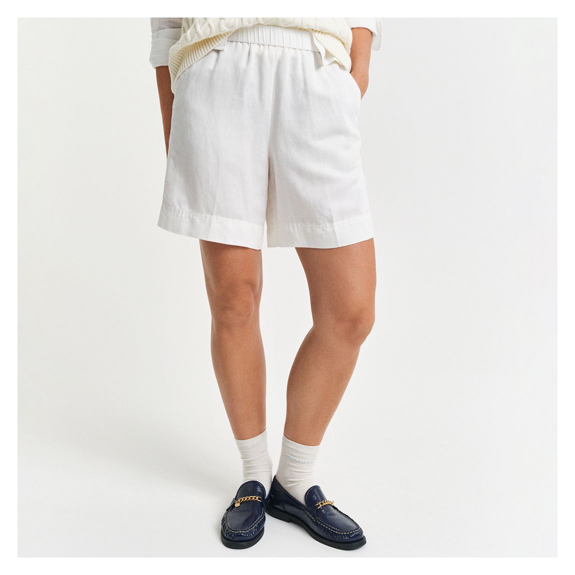 White Linen Blend Pull On Shorts main product photo