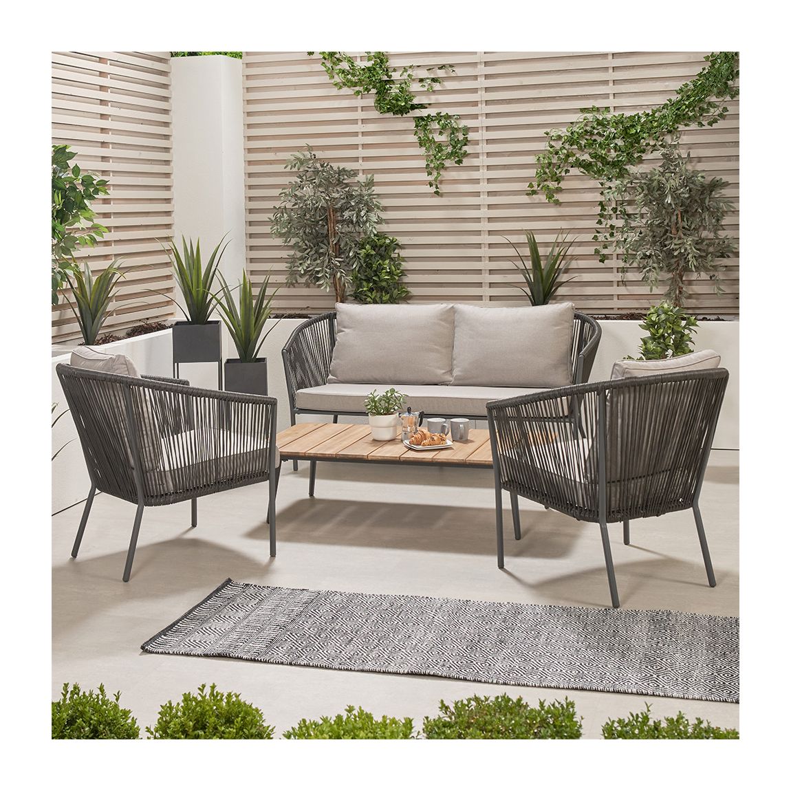 Reims Outdoor Seating Set main product photo