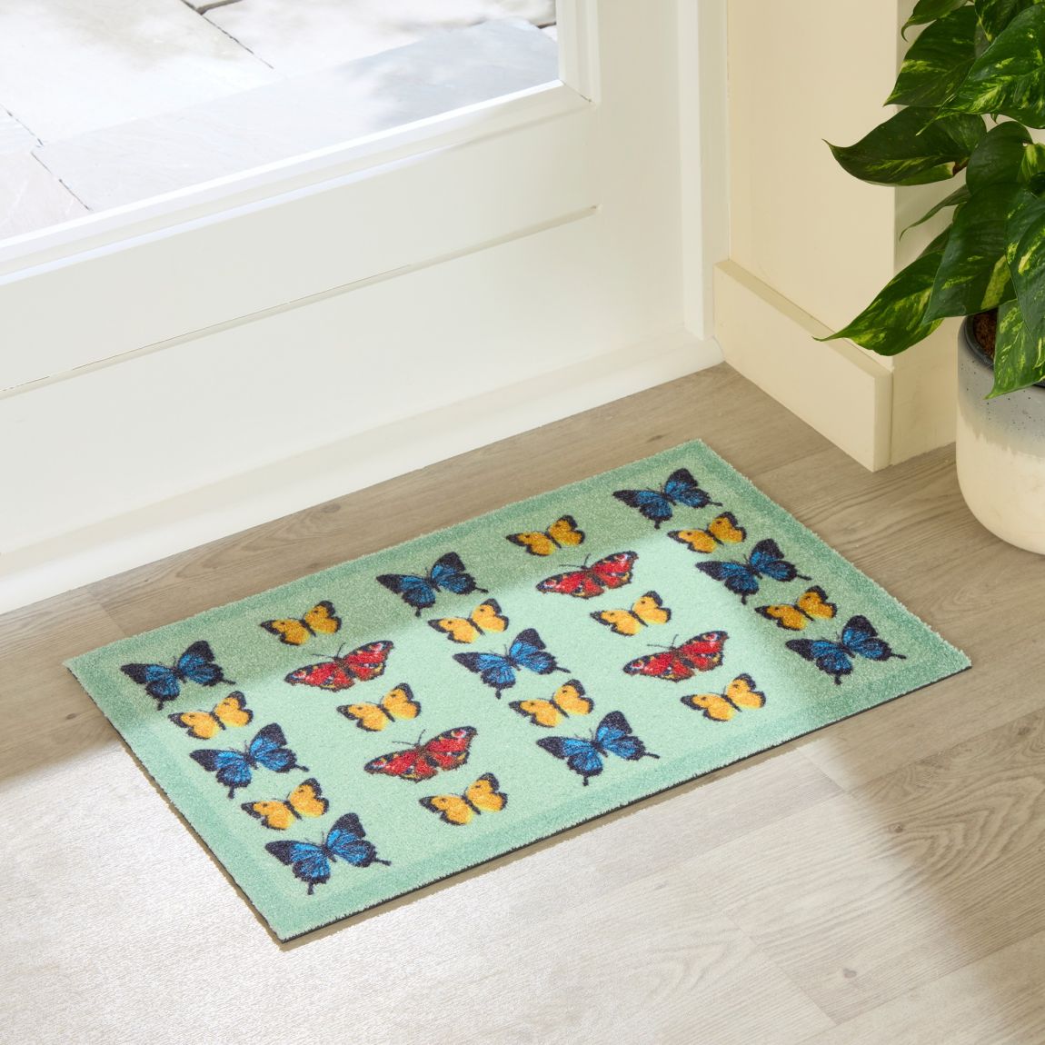 Butterfly Pattern Indoor Washable Doormat 60x40cm main product photo