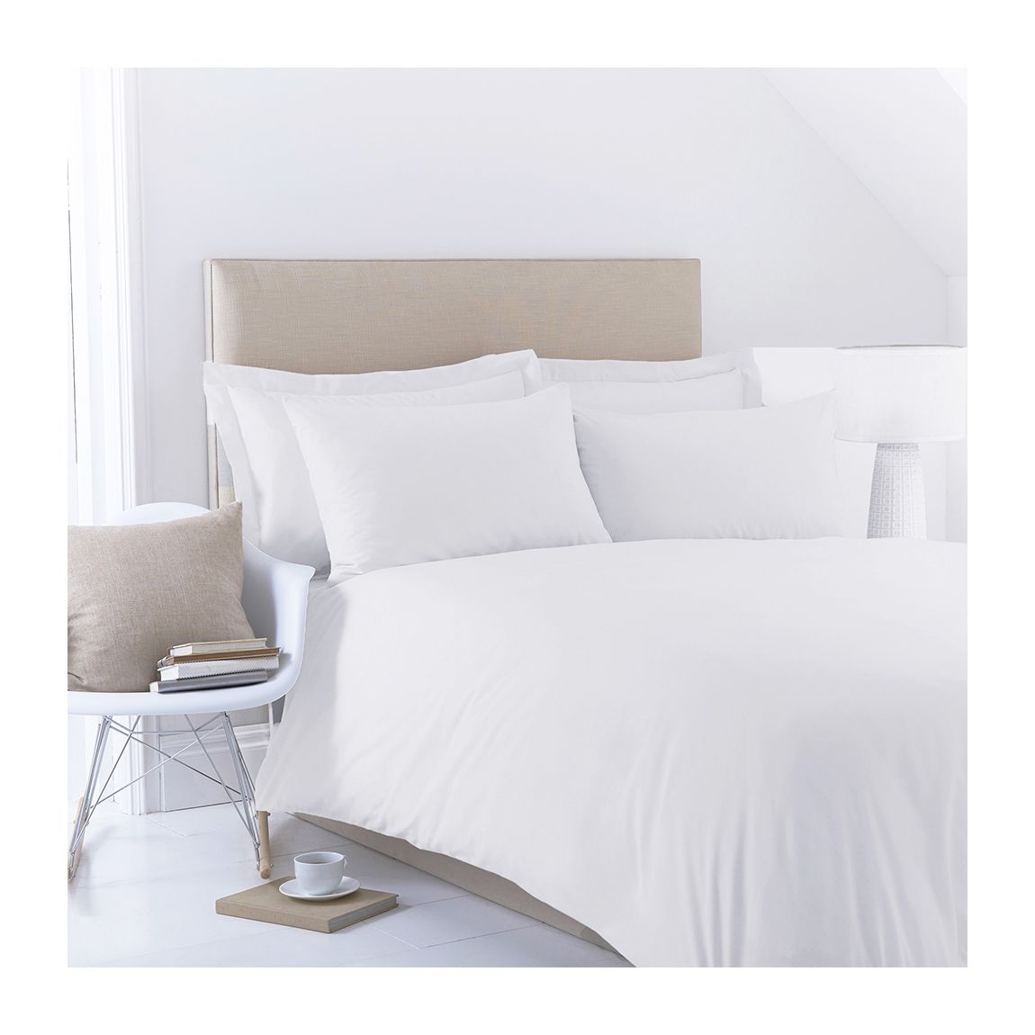 Poetry Plain Dye Double White Duvet Cover Set main product photo