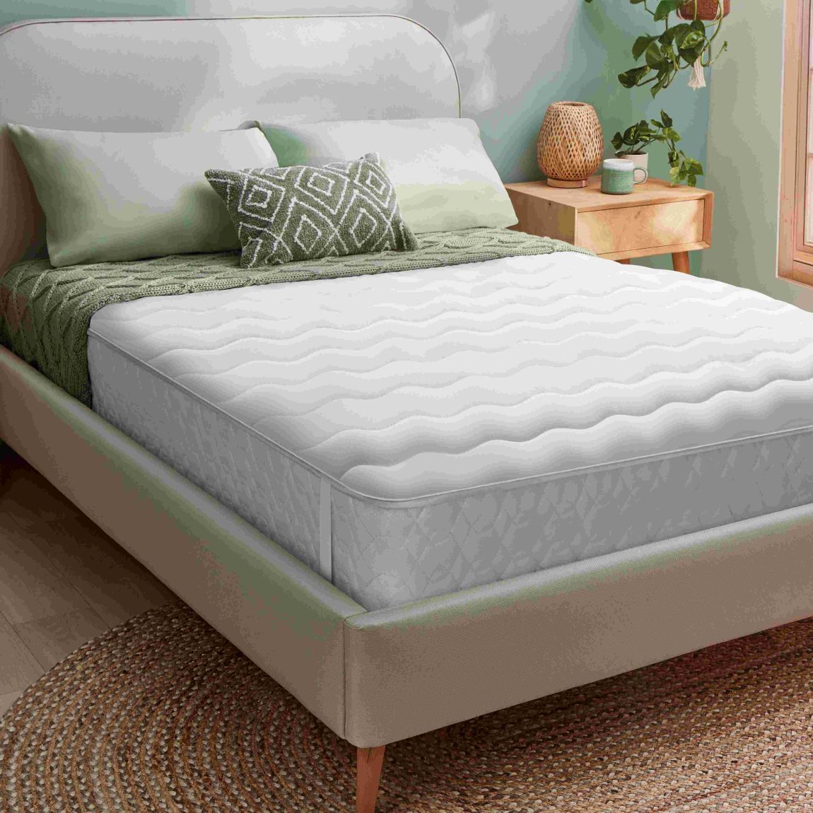 Silentnight Luxury Anti Allergy Mattress Topper - Double main product photo