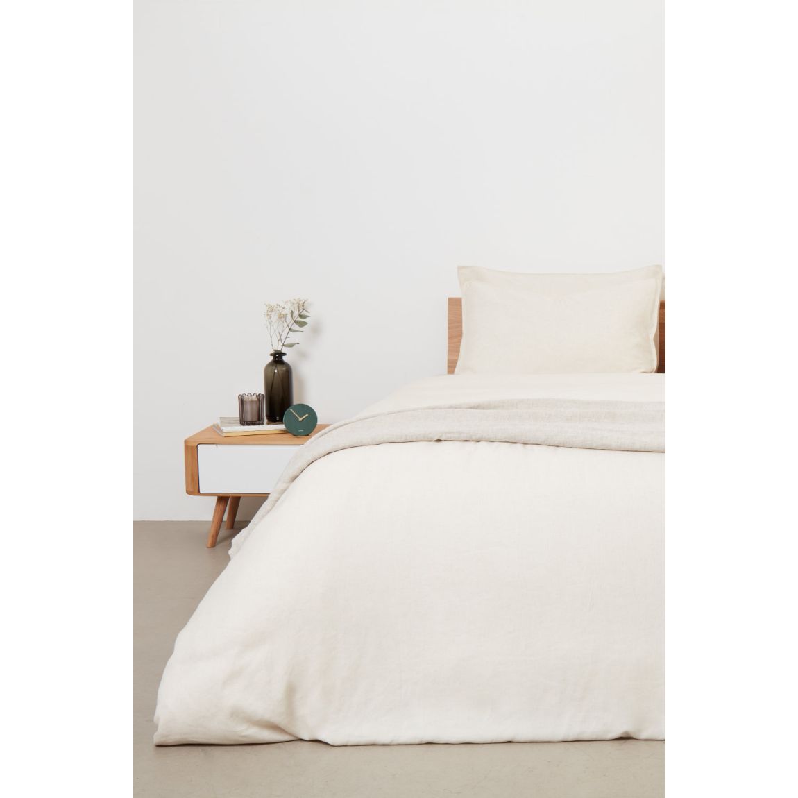 Bamboo & French Linen Complete Bedding Set main product photo
