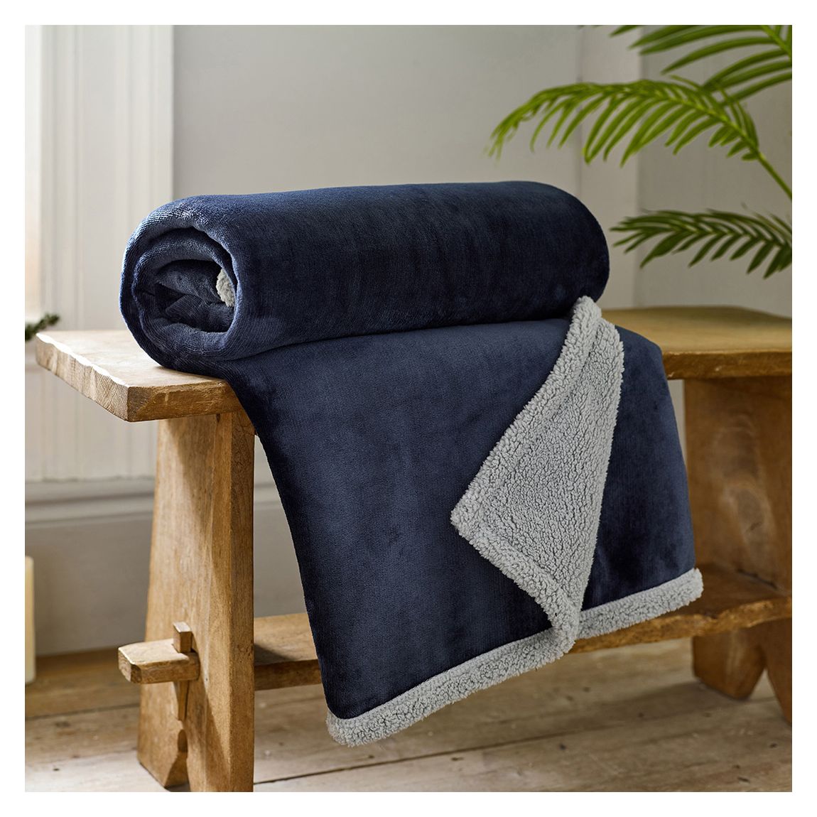Hazelwood 130x170cm Throw, Navy main product photo