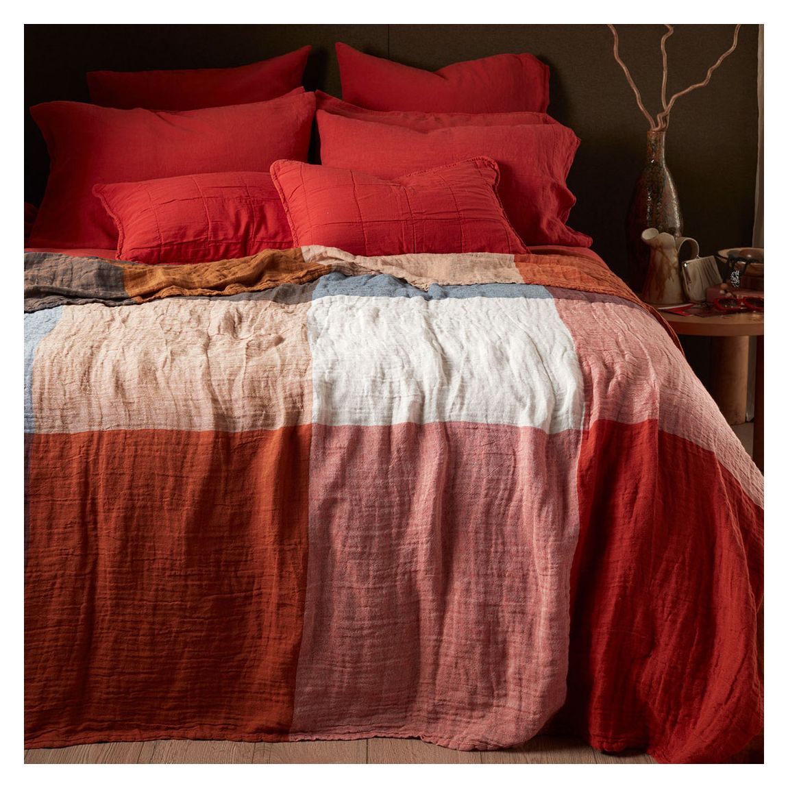 Nina Cotton Linen Throw, Medium main product photo