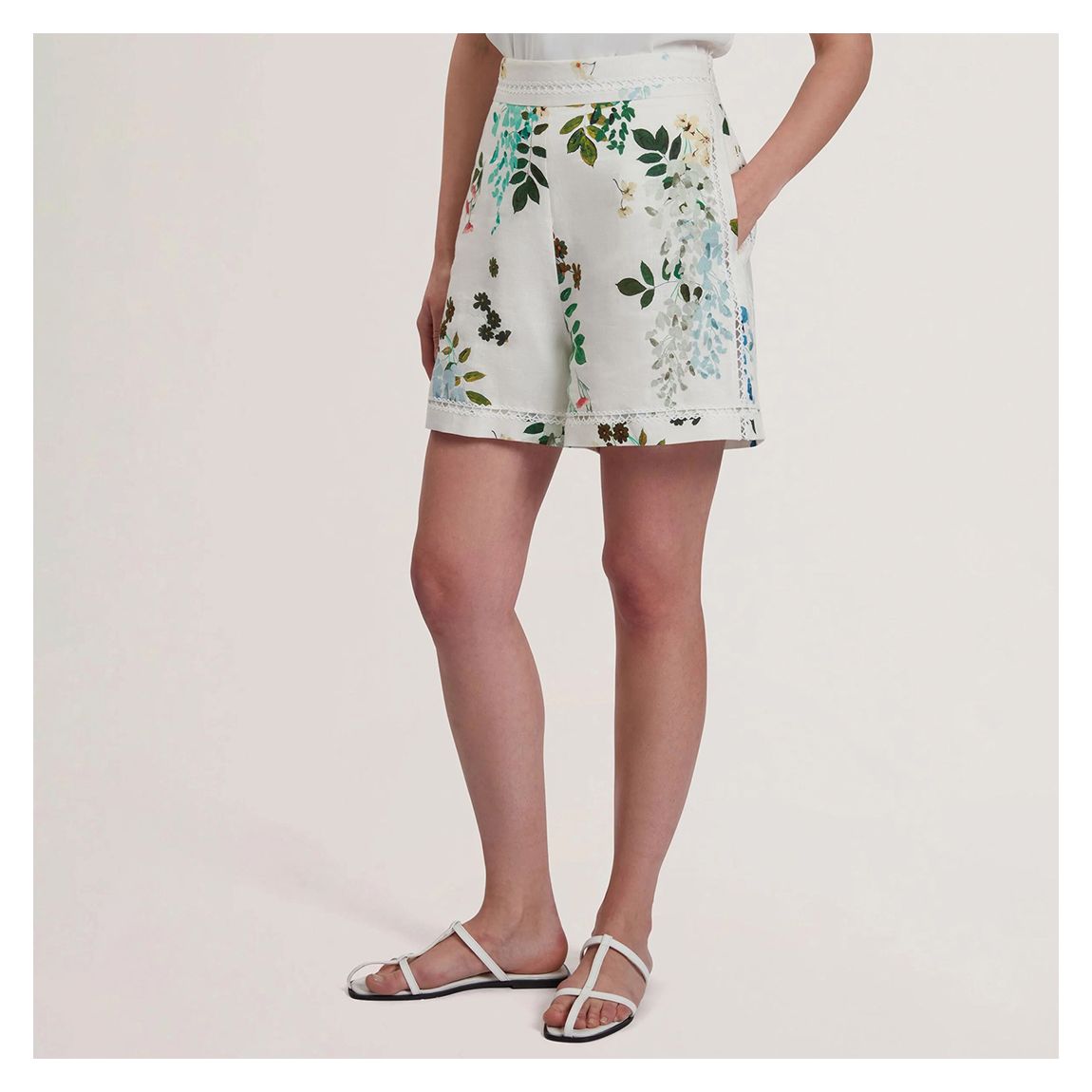 White Vylla Printed Linen Short main product photo