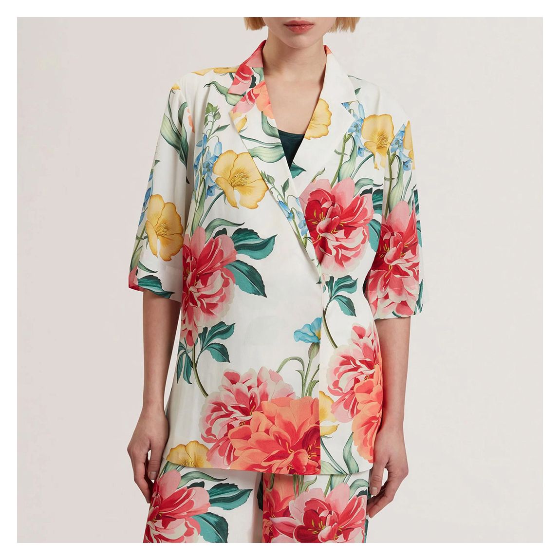 White Nympha Printed Short Sleeve Blouse main product photo