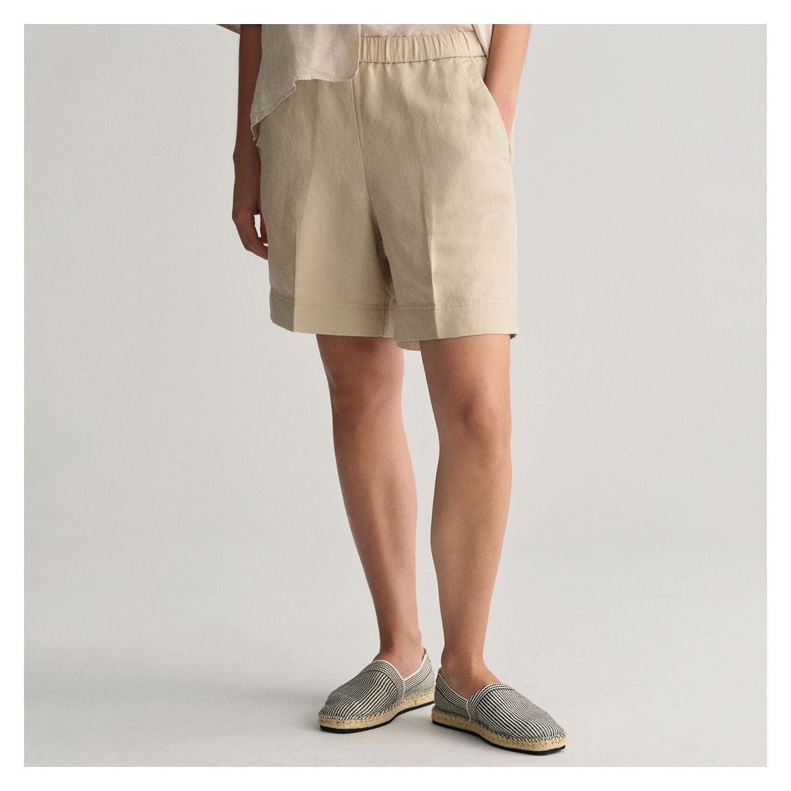 Sand Stone Linen Blend Pull On Shorts main product photo