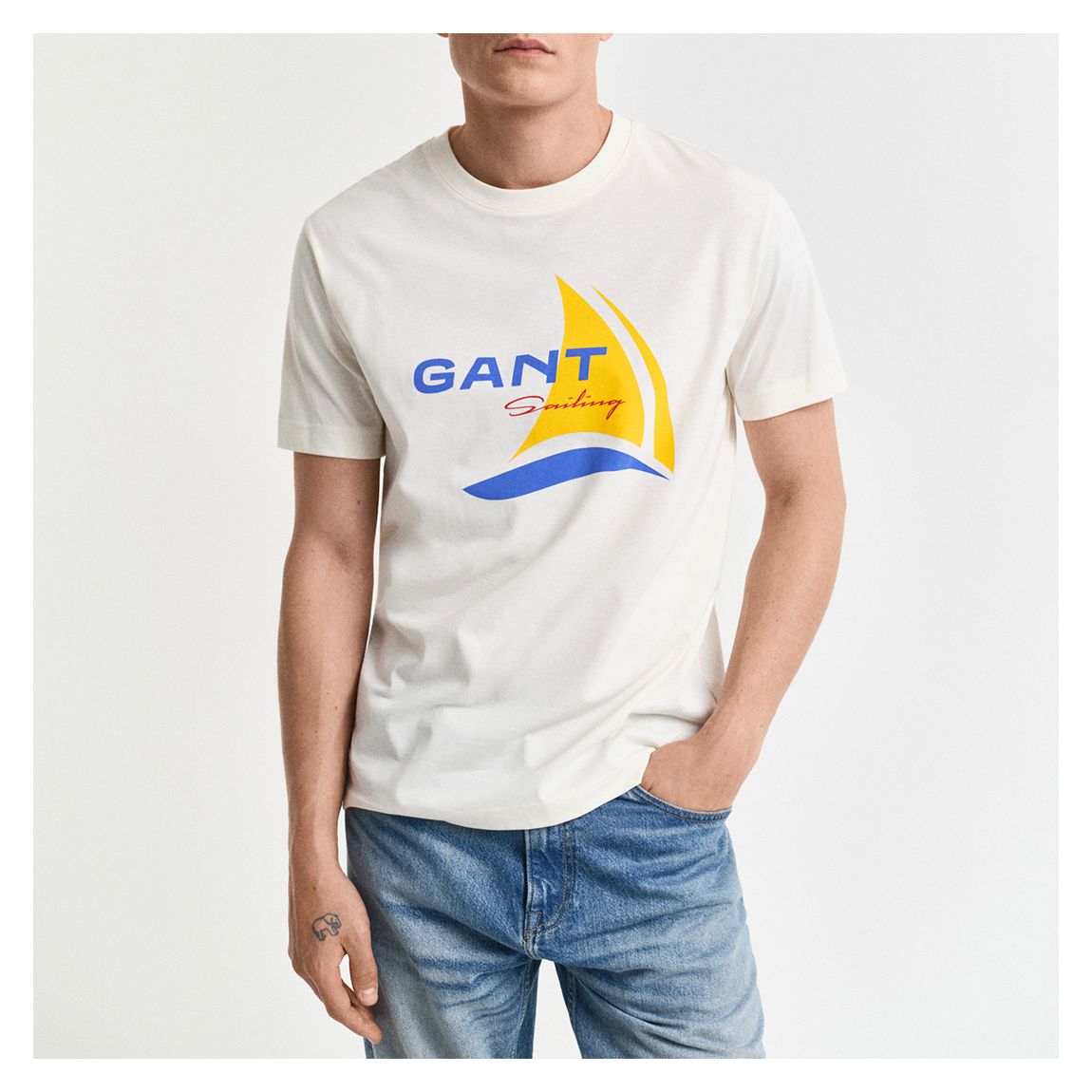 White Graphic Cotton T-Shirt main product photo