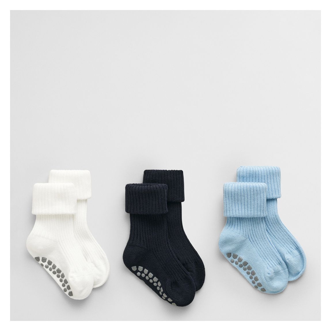 Multi 3-Pack Cotton Blend Socks main product photo