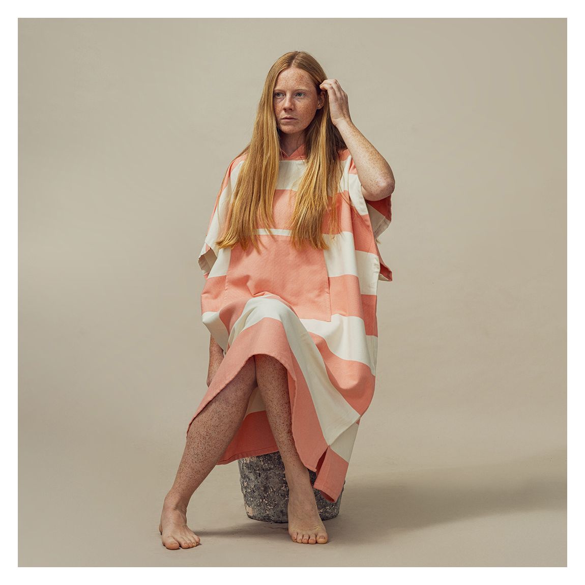 Bedu Coral Poncho Adult main product photo