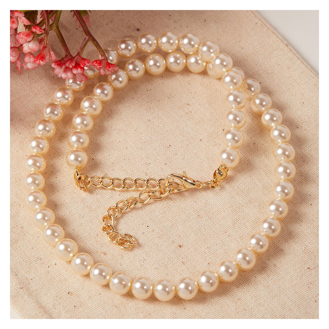 Gold Metal Necklace main product photo