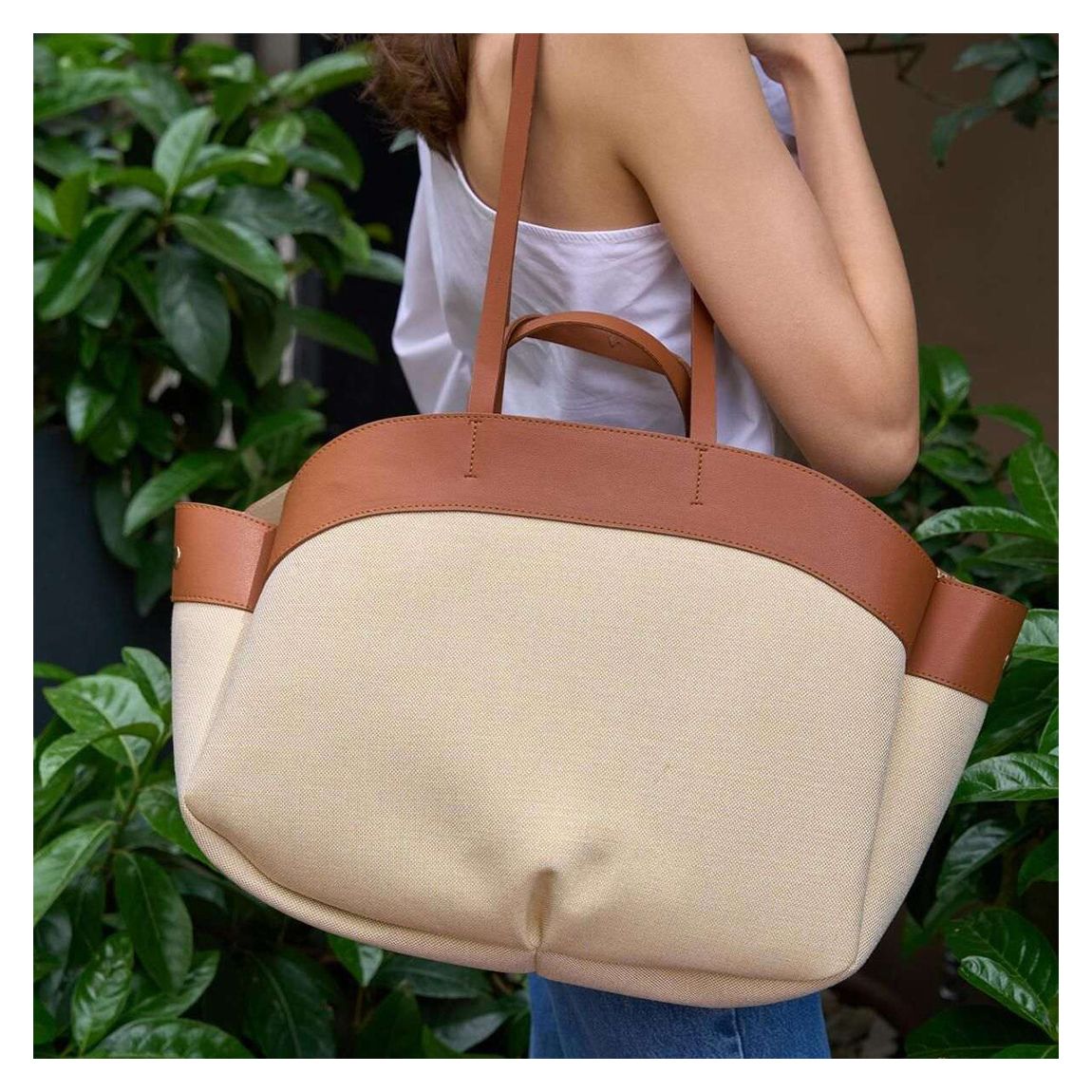 Brown Leather Shoulder Bag main product photo
