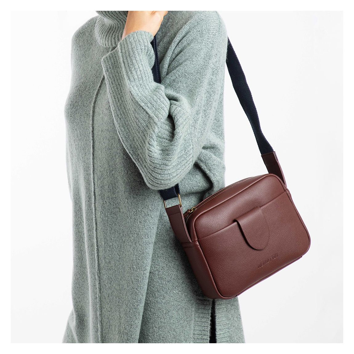 Dion Plain Cross Body Bag main product photo