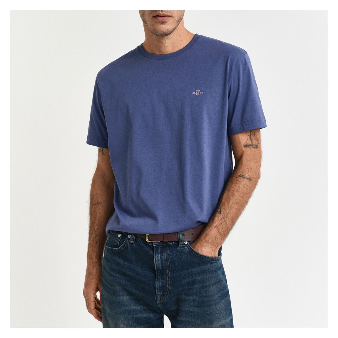 Navy Regular Fit T-shirt main product photo