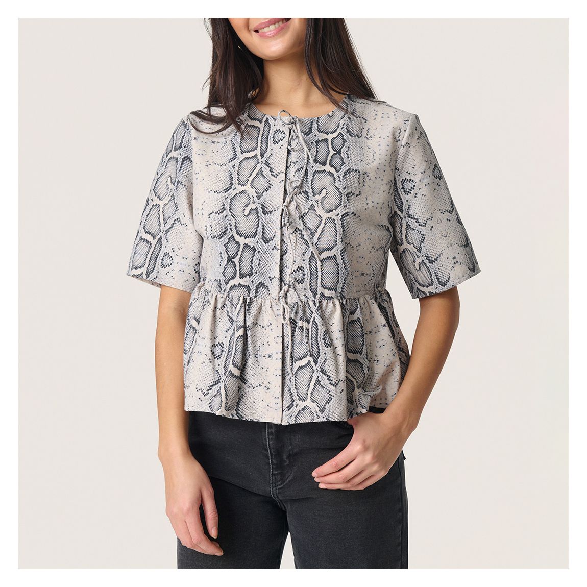 Grey SL Xala Blouse SS main product photo