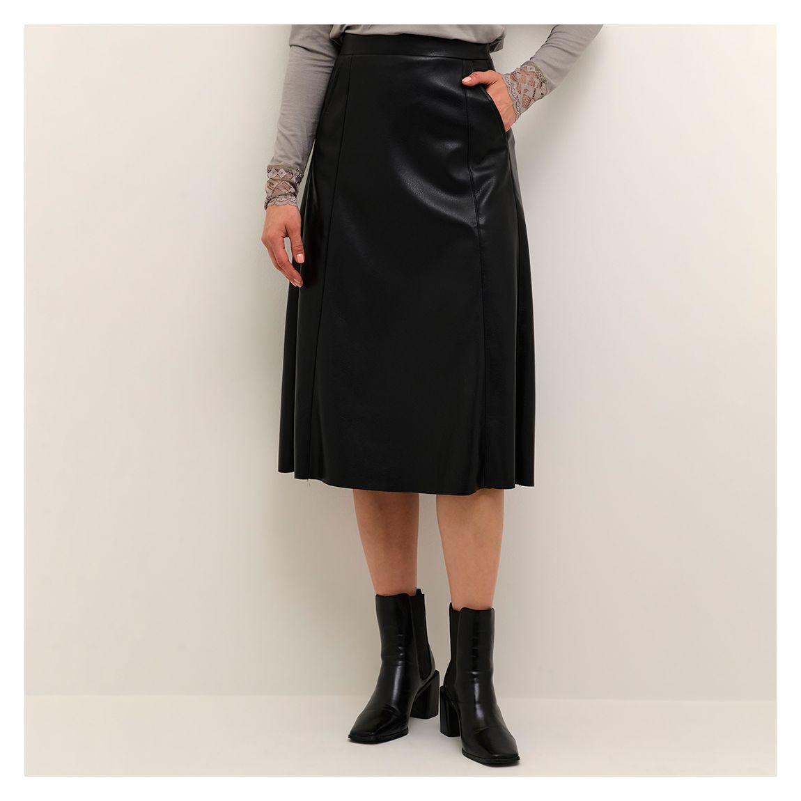 Black Ariana Skirt main product photo