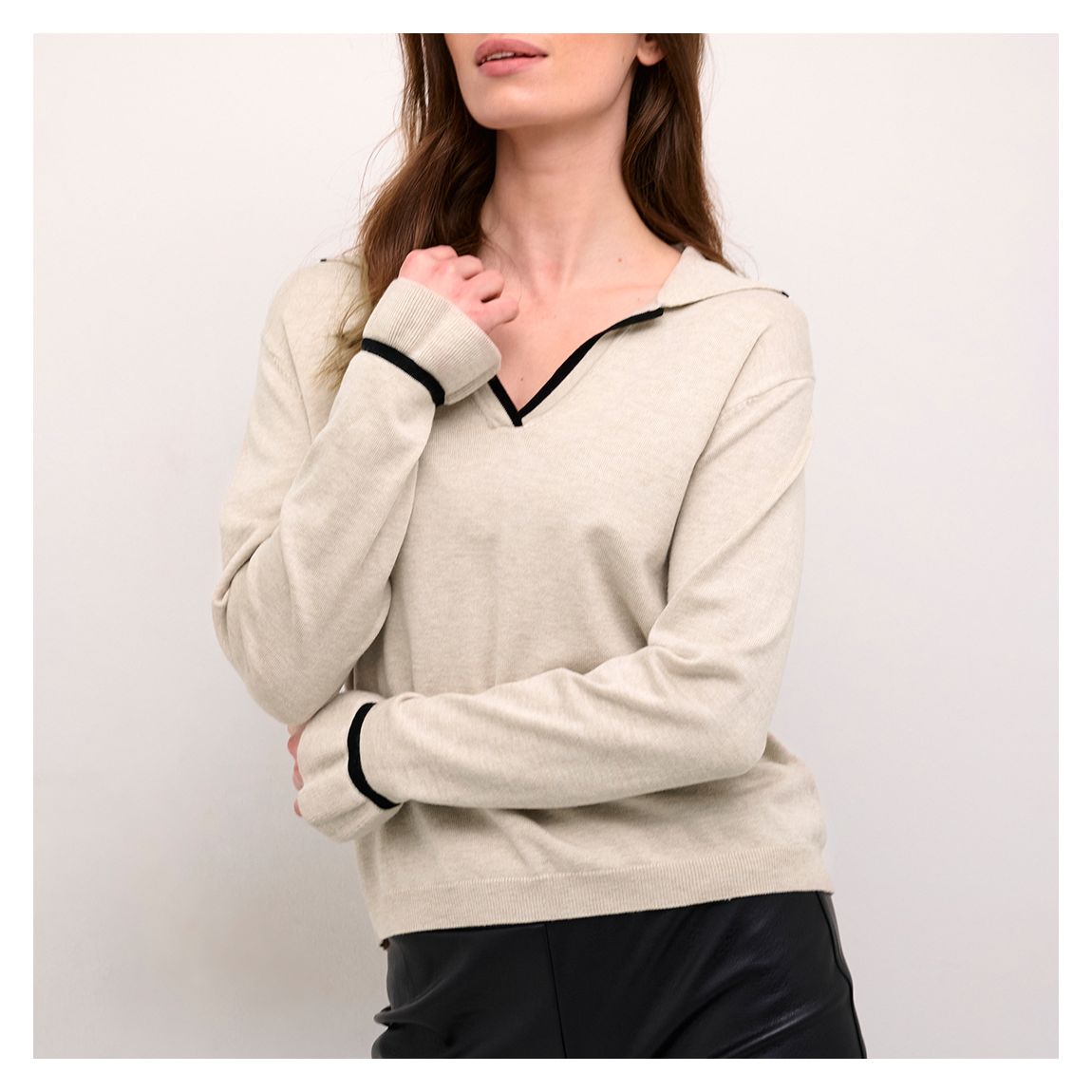 Neutral Villea Pullover main product photo