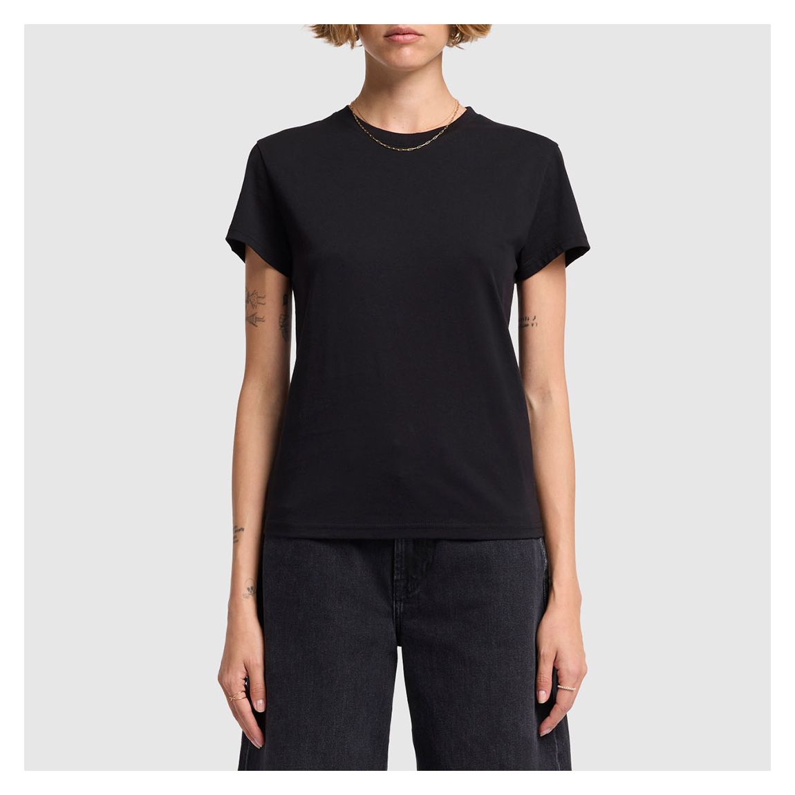 BLack Cotton Blend Basic T-shirt main product photo