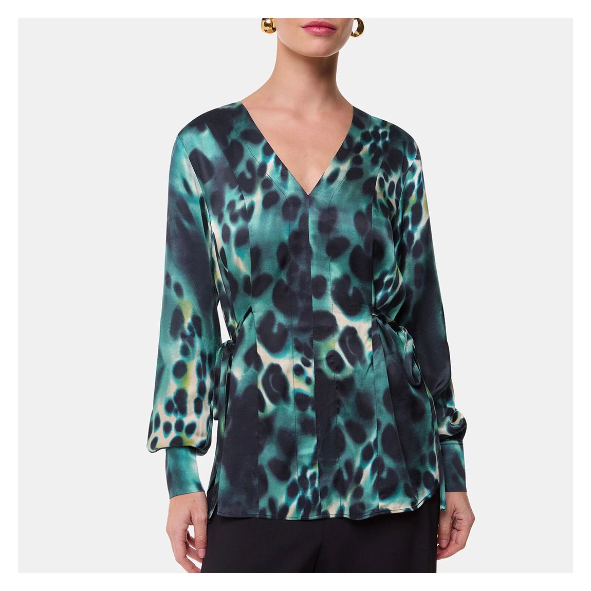 Blue/Green Misty Leopard V Neck Bloise main product photo